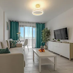 Newly Reformed With Sea View And Pool, Near The Beach, In Playa De Americas Appartamento